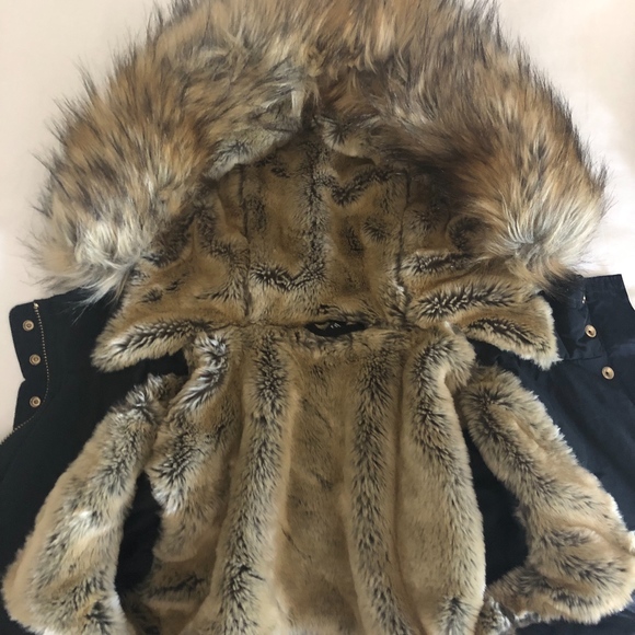 JACKET - Picture 3 of 7